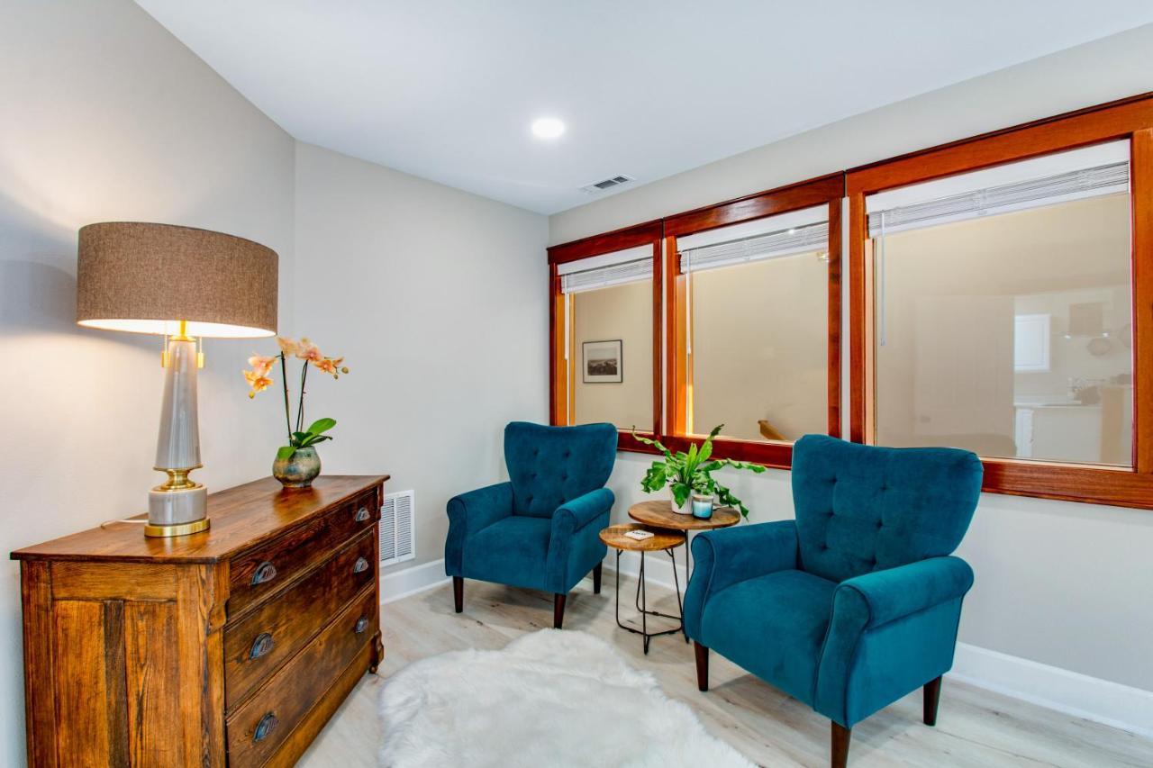 Port Angeles City View Loft Экстерьер фото